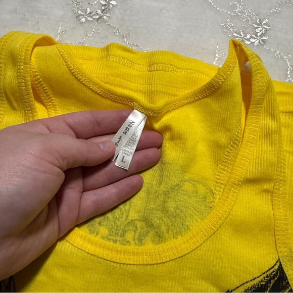 Vintage Y2K Zona Libra Yellow Rhinestone Fleur-de-Lis Wing Tank Top Size Large - Picture 2 of 5